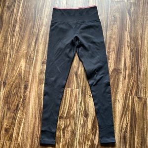 Outdoor Voices XS Ribbed Leggings
